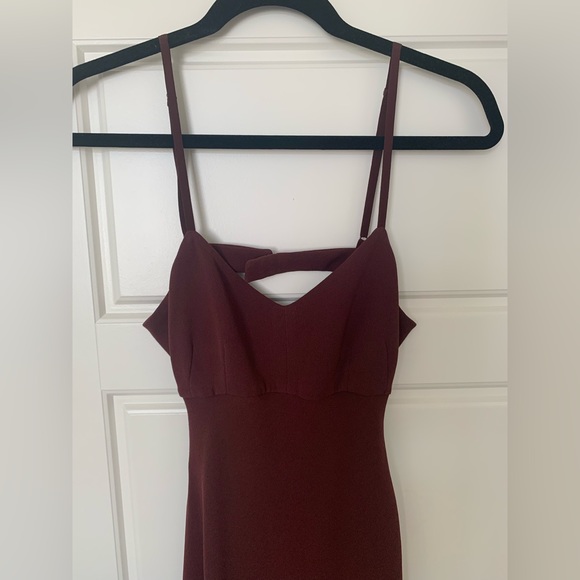 Wilfred Jeanie Burgundy/Maroon Open Back Fitted Dress Sz 2 - Picture 2 of 5